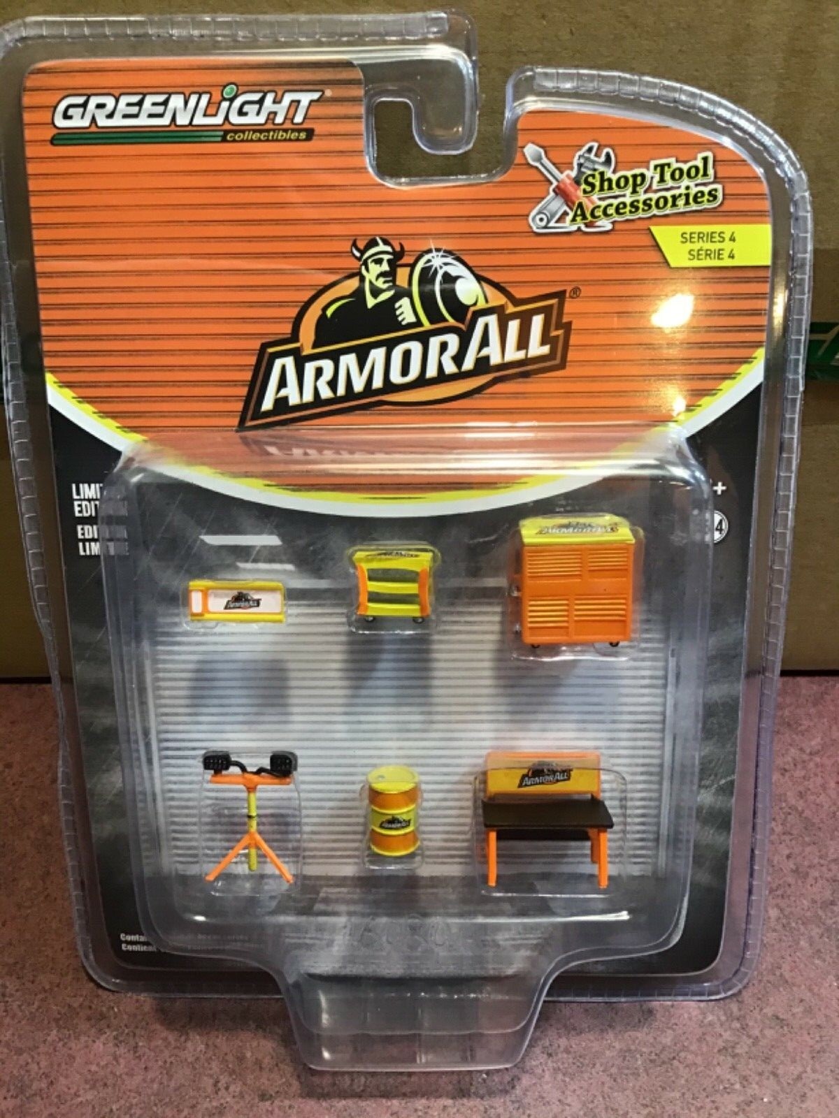 Greenlight Shop Tool Accessories series 4 ARMOR ALL.  