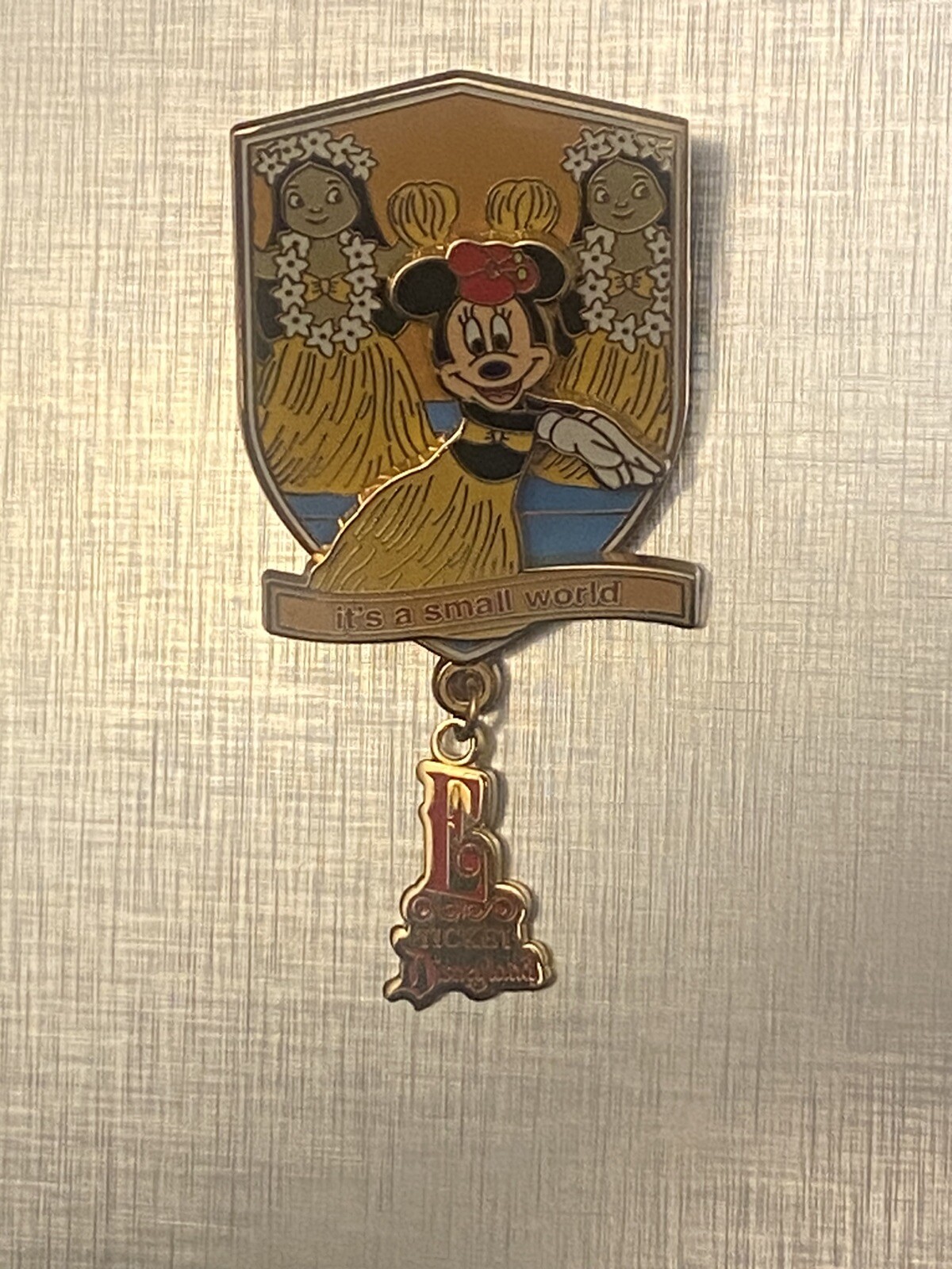 Picture 1 of 4