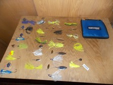 20 Bass Spinnerbaits W/Plano Soft Case (Various Sizes & Colors) V-Clean  12/26