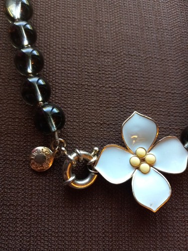 J Crew Vintage Glass Necklace With White Flower With Yellow Small Beads - Picture 7 of 11