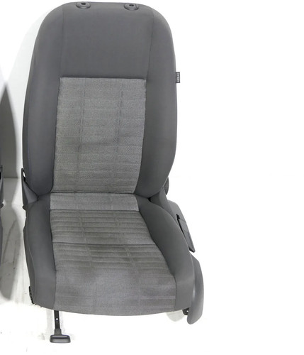 1x VW Touran 1T 1T3 Golf 5 1K Sitz Fahrersitz vorne links Fahrersitz   F1I301