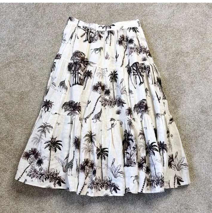 Banana Republic Tiered Cream 100% Linen Full Skirt Size 8 White Lotus Lined