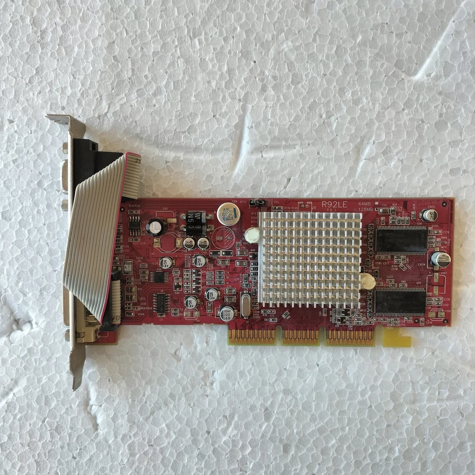 Scheda grafica video AGP 4/8X GDDR 128MB 64 BIT AMD ATI Radeon 9250 DVI TV-OUT - Immagine 3 di 4