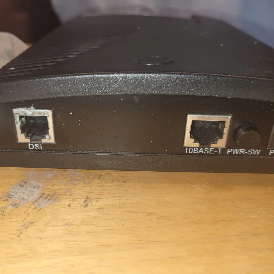 SpeedStream 5360 Ethernet ADSL Modem w/Ethernet Cord - Image 3 of 4