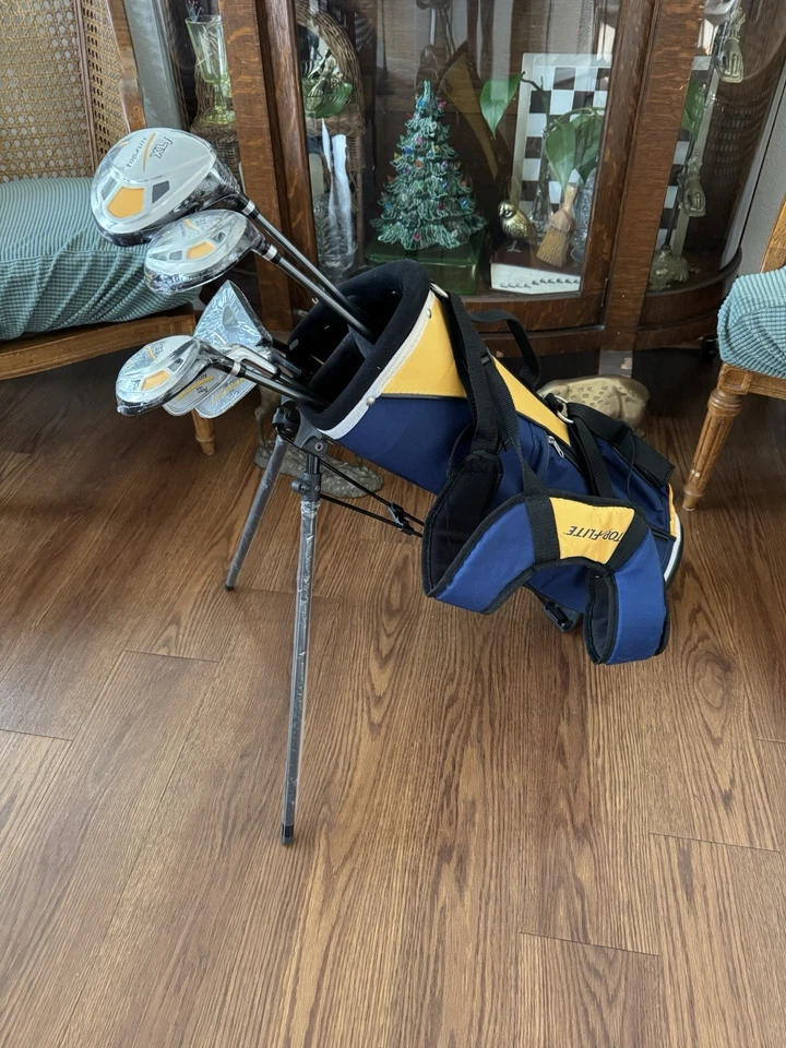 Top Flite Junior 完整 6 件高尔夫球杆套装带支架包 右握 5-8 或 46 英寸-52 英寸 — 第 2/4 张图片