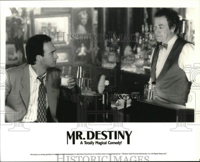 1991 Press Photo Actors in a scene from the film Mr. Destiny - lrp19610