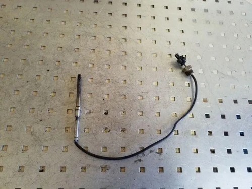 MERCEDES-BENZ E W211 Abgastemperatursensor A0051531128 2.20 Diesel 26065128