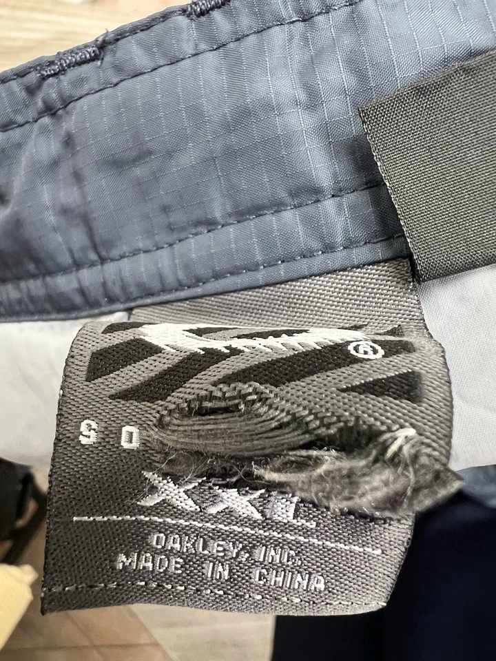 Pantalones de esquí Oakley vintage/ ❄️ snowboard, X X L, azulados muchos bolsillos Foto 2 de 4