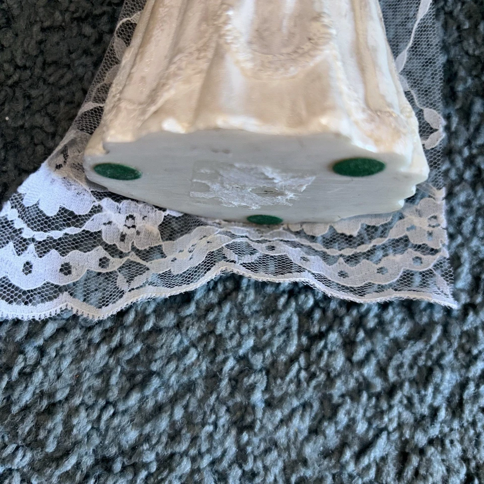 Muñeca de porcelana vintage 1990 Danbury Mint afroamericana novia centro ramo Foto 4 de 4