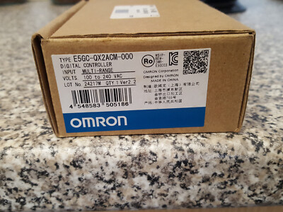 Omron E5GC-QX2ACM-000 Digital Controller 100 - 240VAC. Neu.