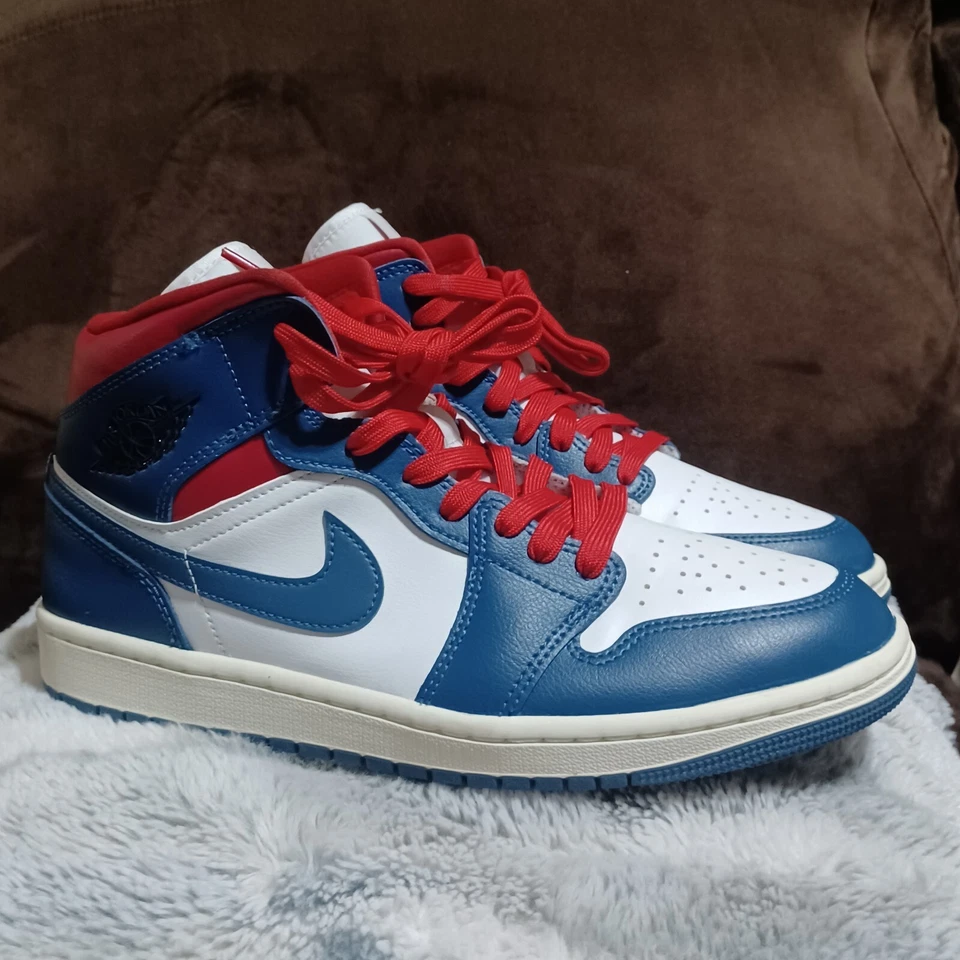 Talla 10 - Air Jordan 1 Mid French Blue W Foto 2 de 4