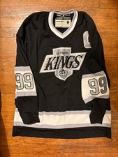 Wayne Gretzky Rookie Cards Checklist and Hockey Memorabilia Guide 77