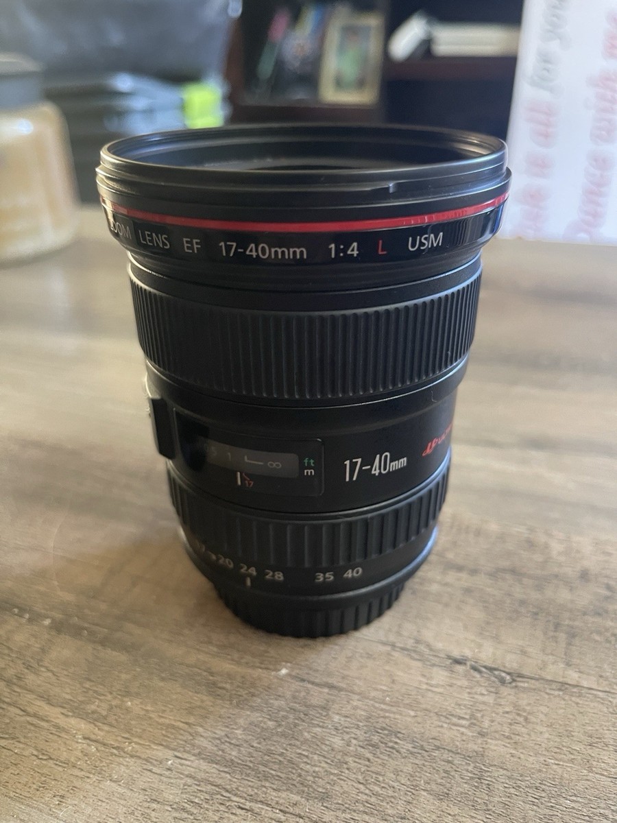 Canon EF 17-40mm f/4L USM Zoom Wide Angle Lens with EW-83E Hood