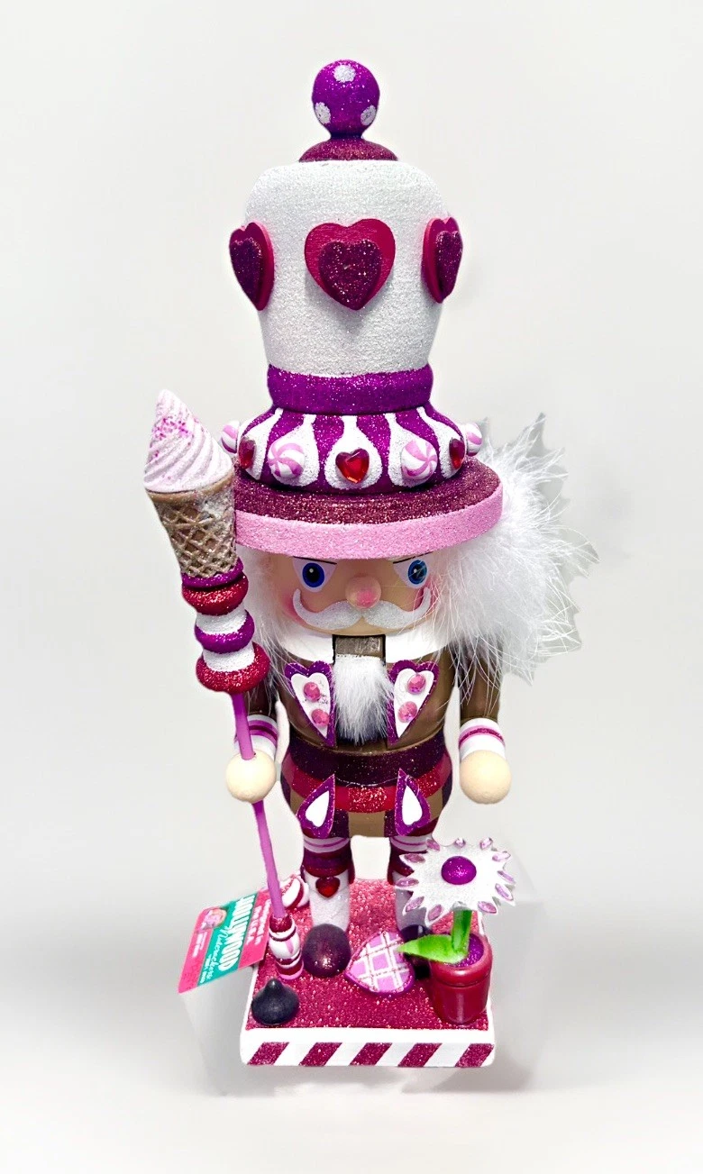 Kurt S. Adler Beautifully crafted 13” Xmas Nutcracker Soldier with furry trim!
Opens in a new window