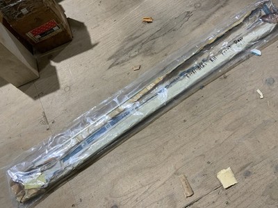 1980 1981 Delta 88 Royale Brougham 4-door NOS NEW GM MOLDING 9637412