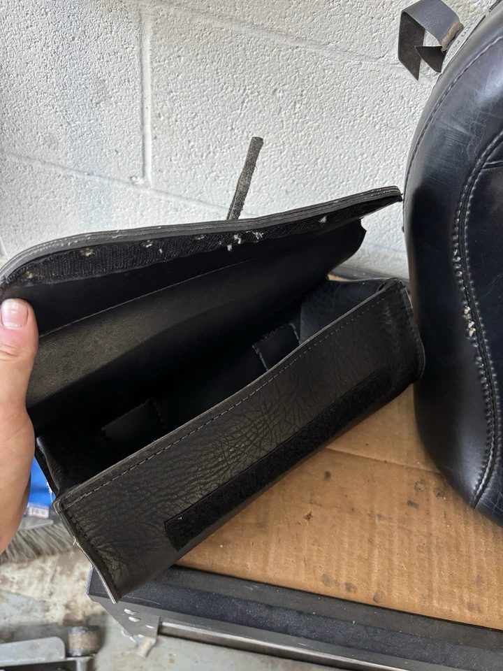 Сиденье Mustang 75008 с планкой Sissy и чехлом для 87–08 Honda VT 1100 Shadow - Изображение 4 из 4