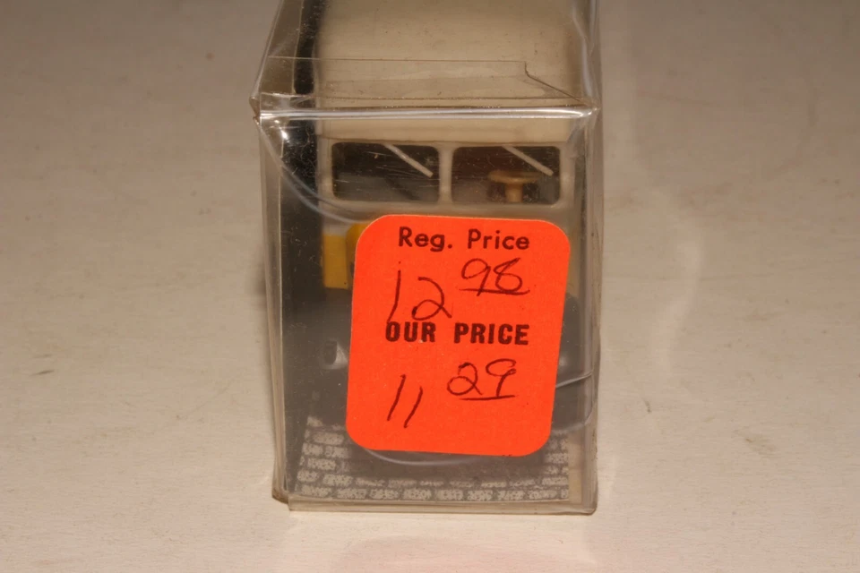 Albedo M.A.N. Пивной грузовик Bayern Brau масштаб 1:87 в коробке - Изображение 3 из 4