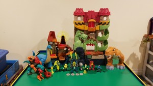 imaginext dragon world castle