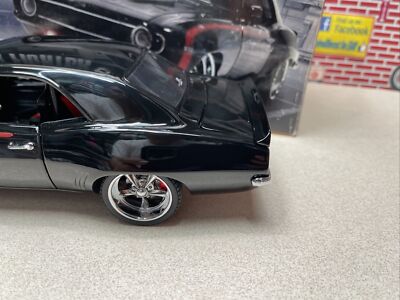 GMP/'69 Chevyシボレー Camaroカマロ SS 427 1/18 楽天市場】GMP/ACME 1/18 シボレー イェンコ カマロ1969