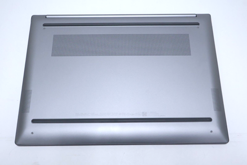 HP Pavilion 16-ag0070wm | AMD Ryzen 7 8840U 8 GB RAM 512 GB NVMe Win 11 Home - Foto 10 di 13