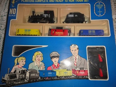 PLANTERS PEANUT H-O TRAIN SET NEW IN ORIG BOX NEVER OPENED