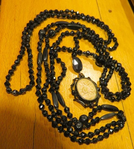 Antique French Faceted & Engraved JAIS PEARL NECKLACE PENDANT Ornate FLOWERS