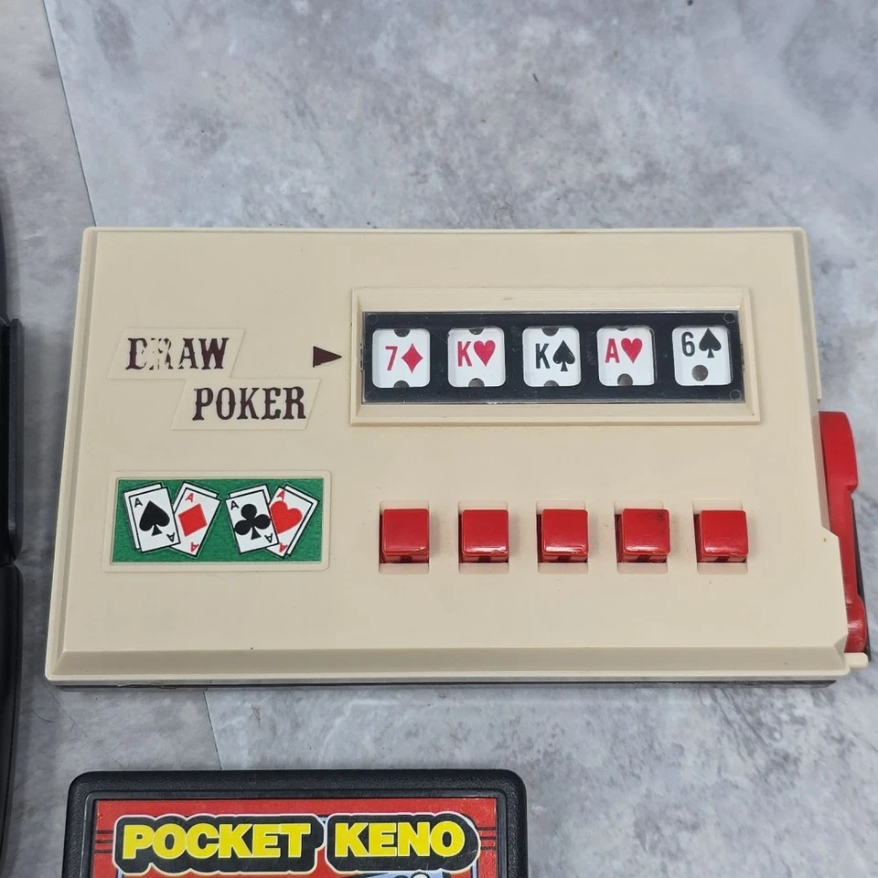 Lote de juegos de viaje portátiles de colección Keno Gin Rummy Poker paquete probado ¡funciona! Need Batt Foto 4 de 4