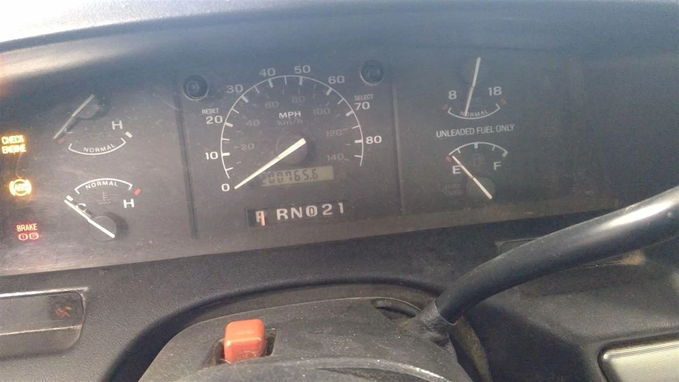 Used Front Right Door Interior Trim Panel fits: 1994 Ford F150 PICKUP Grade A - Imagem 4 de 4