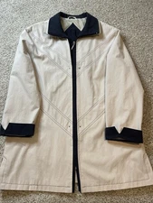 Beautiful Womens 12 Long Lightweight Jacket Ivory W/Navy Blue Trim Good Quality