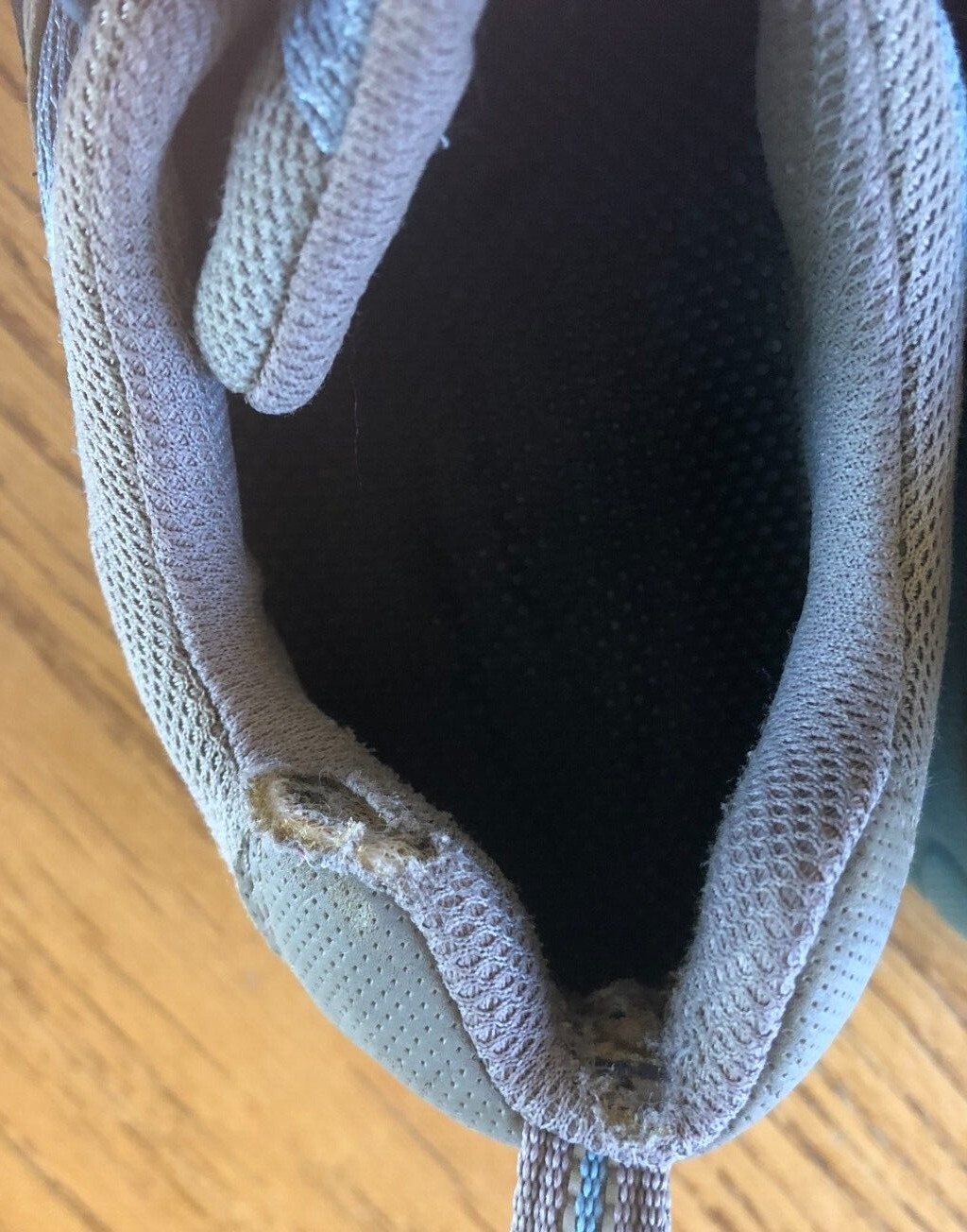 Keen Womens Trail Runner Hiking Shoe. Size 5.