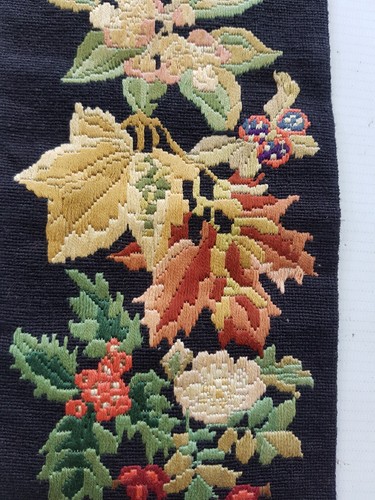 Tapiz vintage tradicional victoriano bordado a mano campana 56x13 cm - Imagen 6 de 10