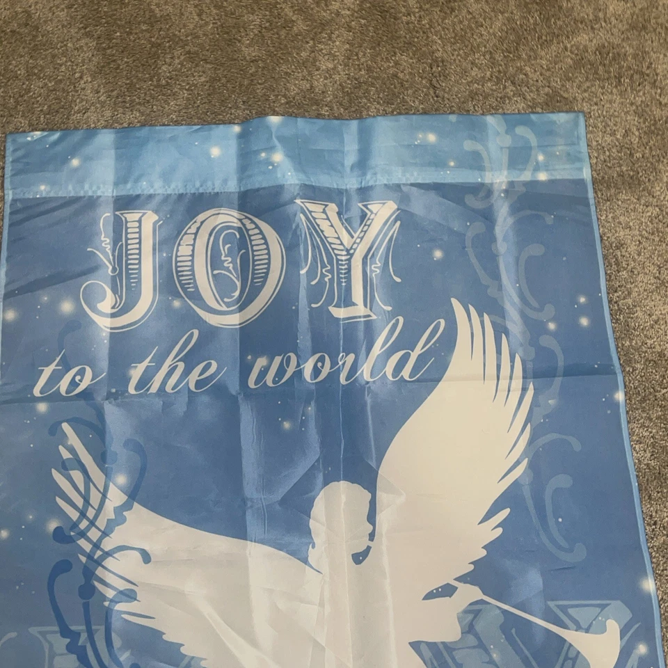 HERMOSA BANDERA DE JARDÍN DE HOJA PERENNE ALEGRÍA AL MUNDO ÁNGEL ¡ALEGRARSE! 12,5 X 18 Foto 2 de 4