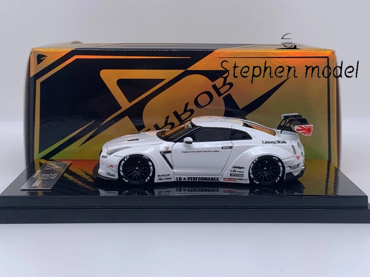Error 404 1:64 Nissan GTR R35 LBWK Widebody pearl white