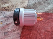 H&H Arrow Hart Grounding Plug 20A 250V *FREE SHIPPING*