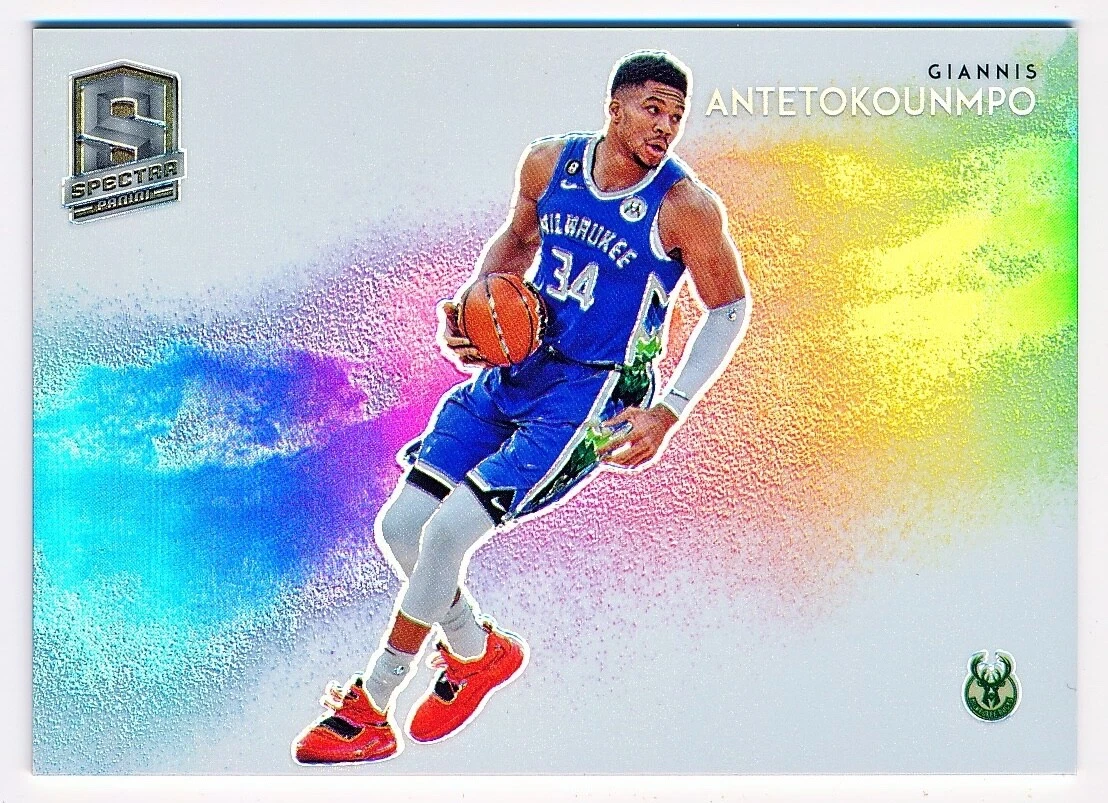 2022-23 Spectra Giannis Antetokounmpo Color Blast SP #10