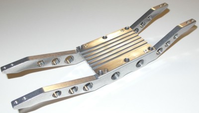 E-Maxx 3903 or 3908 Machined finished bottom braces with free center skid