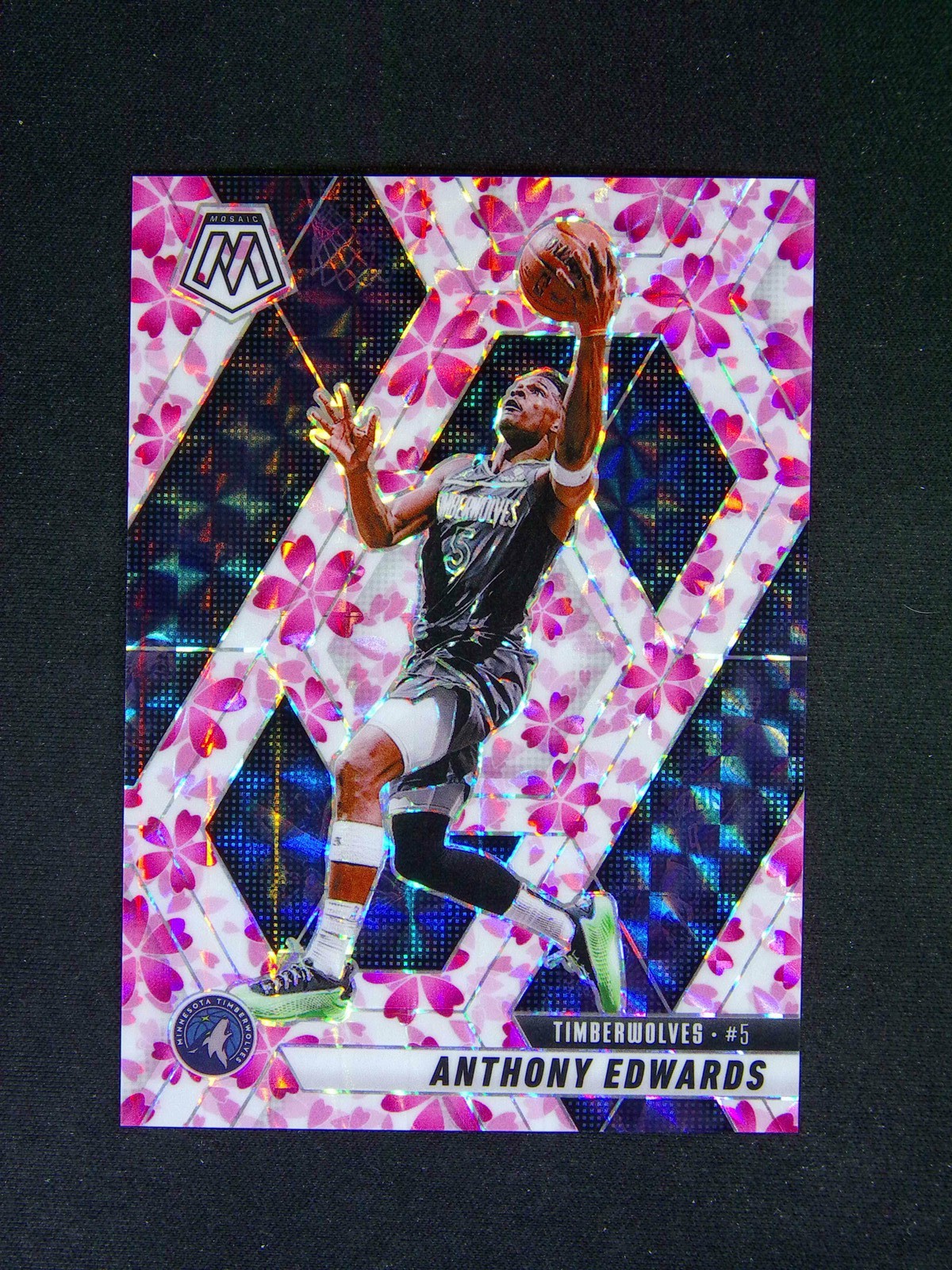 2024-25 Panini Mosaic Anthony Edwards #36 Choice Cherry Blossom /20
