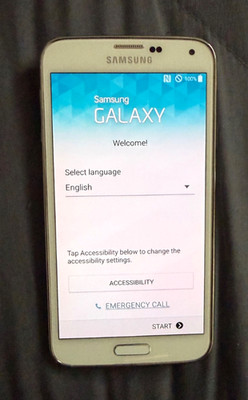 Samsung Galaxy S5 16GB - Unlocked AT & T Smartphone - Very Nice!