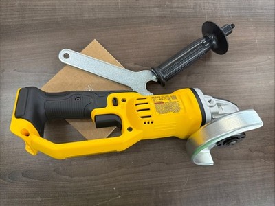 Brand New DeWALT 20v Max 4-1/2'' Angle Grinder Kit (Tool Only) DCG412B