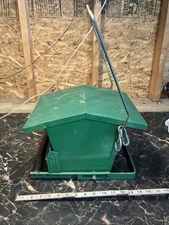 Vintage Tin CHIX or PEEP Burd Squirrel Feeder Working Condition w/ Long Handle