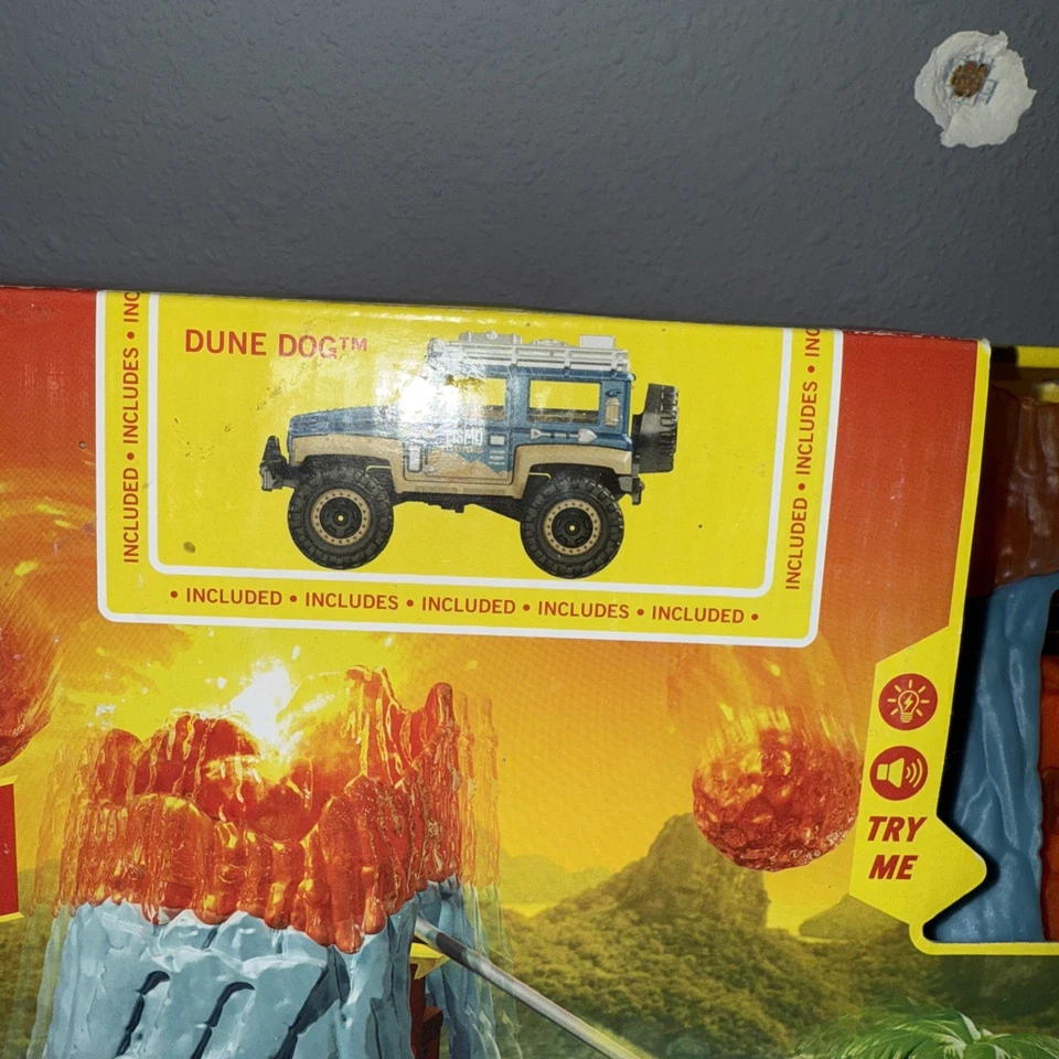 Mattel Matchbox Action Drivers Volcano Escape Playset with Lights, Sounds & SUV  - Image 3 of 4