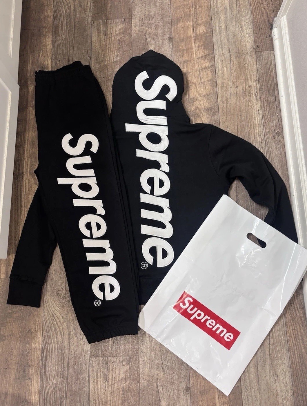 Supreme Satin Applique Hooded Sweat shirt & Sweatpants set Black