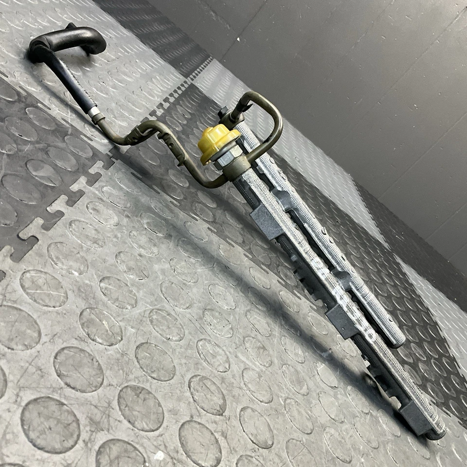 Conjunto de línea de riel de inyección de combustible Lexus RX330 2004-2006 FABRICANTE DE EQUIPOS ORIGINALES Foto 4 de 4