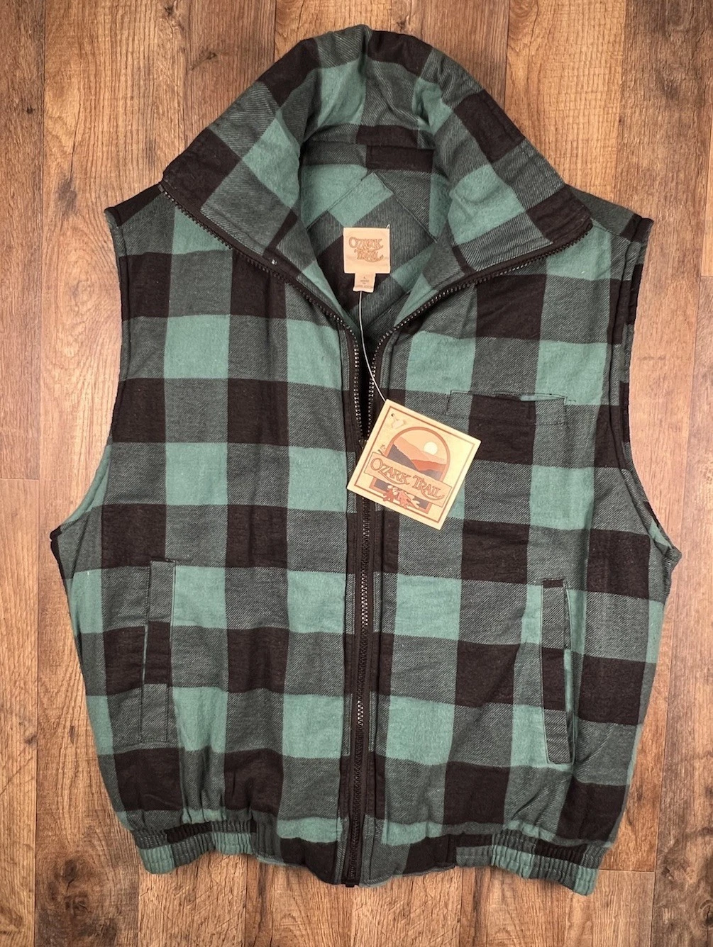 NWT Ozark Trail Flannel Lined Buffalo Plaid Vintage Zip Outdoor Vest Pockets L .