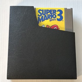 Nintendo Super Mario Bros. 3 1990 NES Video Game Cartridge, Box & Manual CIB