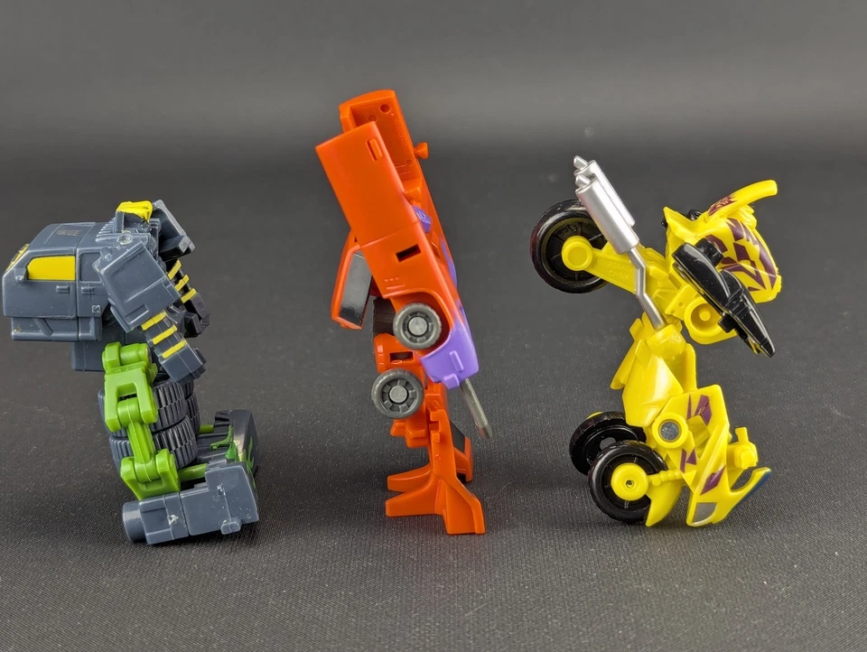 Transformers Classics Dirt Digger Minicon Team complete Hasbro 2006 CHUG - Image 4 of 4