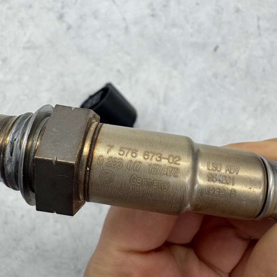 17187 Upstream Oxygen Sensors for Bosch BMW F07 F10 F12 F01 F02 E70 E71 234-5026 - Image 3 of 4