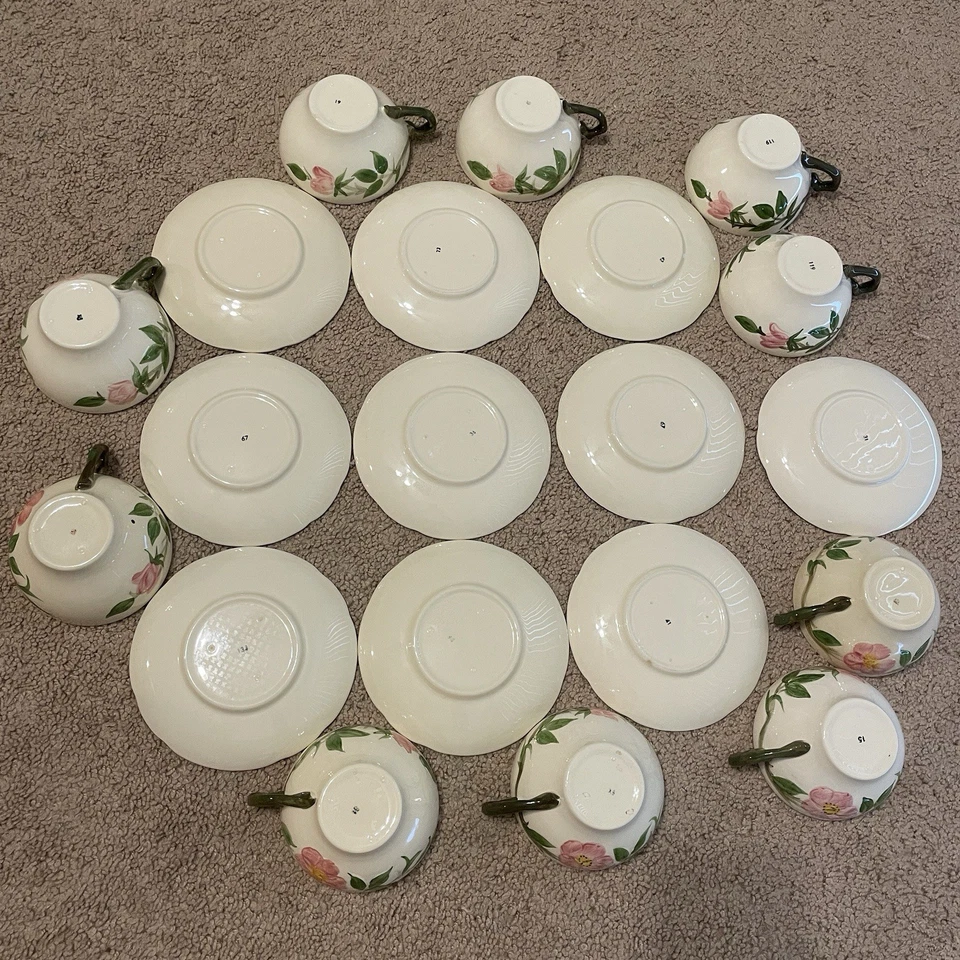 GRAN LOTE de Rosa del Desierto Franciscano 10 tazas de té y 10 platillos vintage UVG Foto 3 de 4