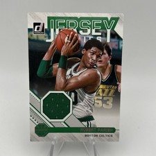 Robert Parish Patch 2020-21 Panini Donruss Game Worn Jersey Series #JS-RPS (MEM)