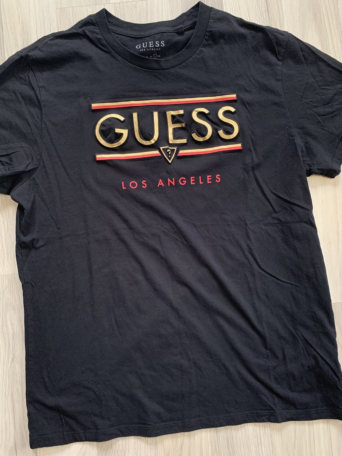 Guess Los Angeles Gold Logo Black Tshirt. Size Large Gem